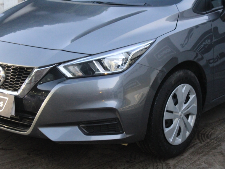 Nissan Versa 1.6 Sense Mt 2023 Usado  Usado en Kovacs Usados