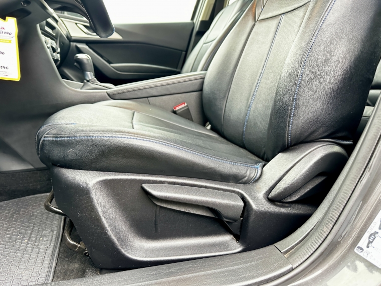 Mazda 3 New 3 2.0 Aut 2018 Usado Usado en Kovacs Usados Mazda 3 New 3 2.0 Aut 2018 Usado Usado en Kovacs Usados