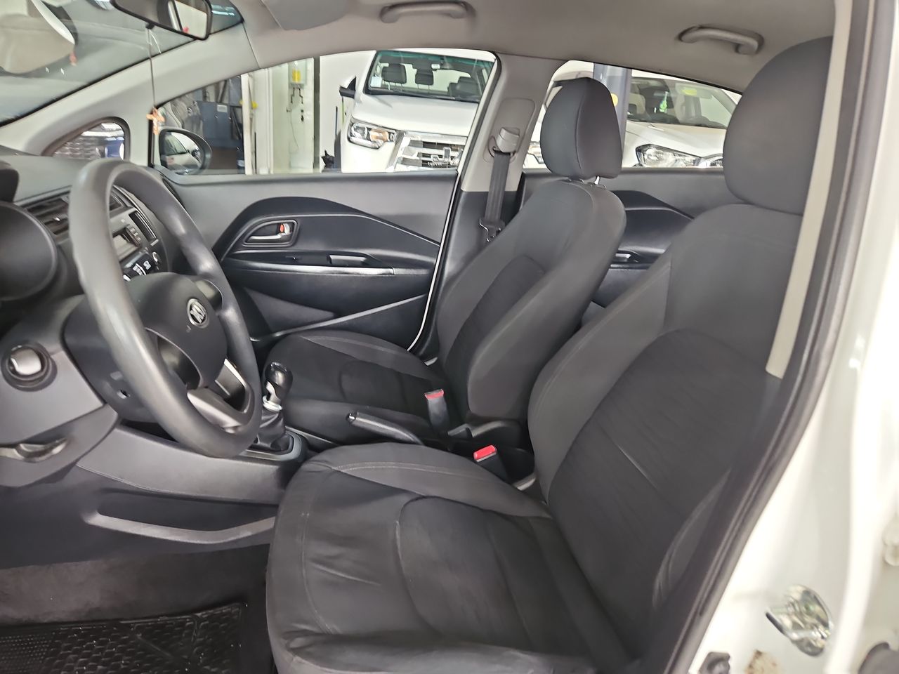 Kia Rio 4 Rio 4 Ex 1.4 2015 Usado en Usados de Primera - Sergio Escobar