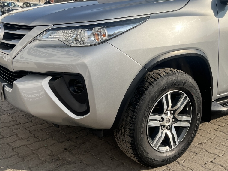 Toyota Fortuner Sr5 Lfc0 At 2018 Usado  Usado en Kovacs Usados