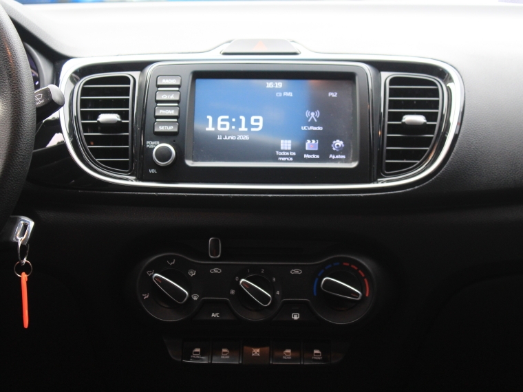 Kia Soluto 1.4  Lx Mt 2024 Usado  Usado en Kovacs Usados