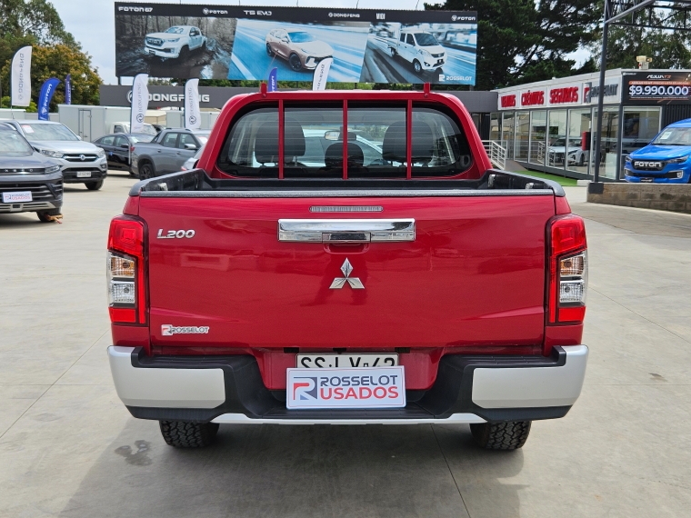 Mitsubishi L200 L200 D/c 2.4 Katana Crt 4x4 Special Pack 2023 Usado en Rosselot Usados