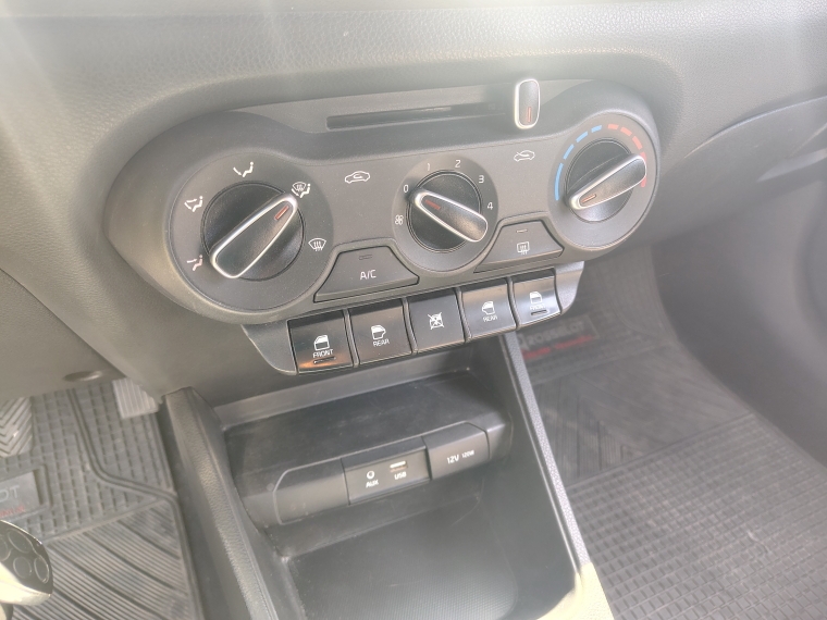 Kia Soluto Soluto 1.4 2023 Usado en Rosselot Usados
