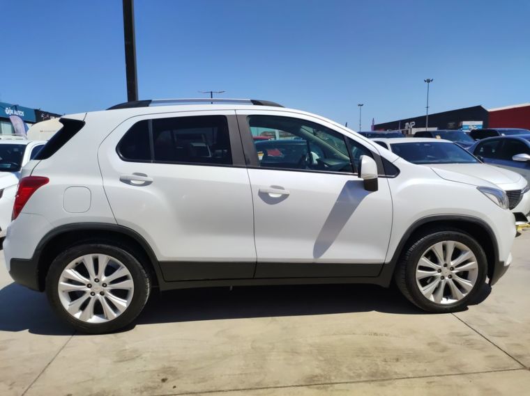 Chevrolet Tracker 1.8 Lt Fwd Ml E5 Mt 5p 2019 Usado  Usado en Webautos.cl