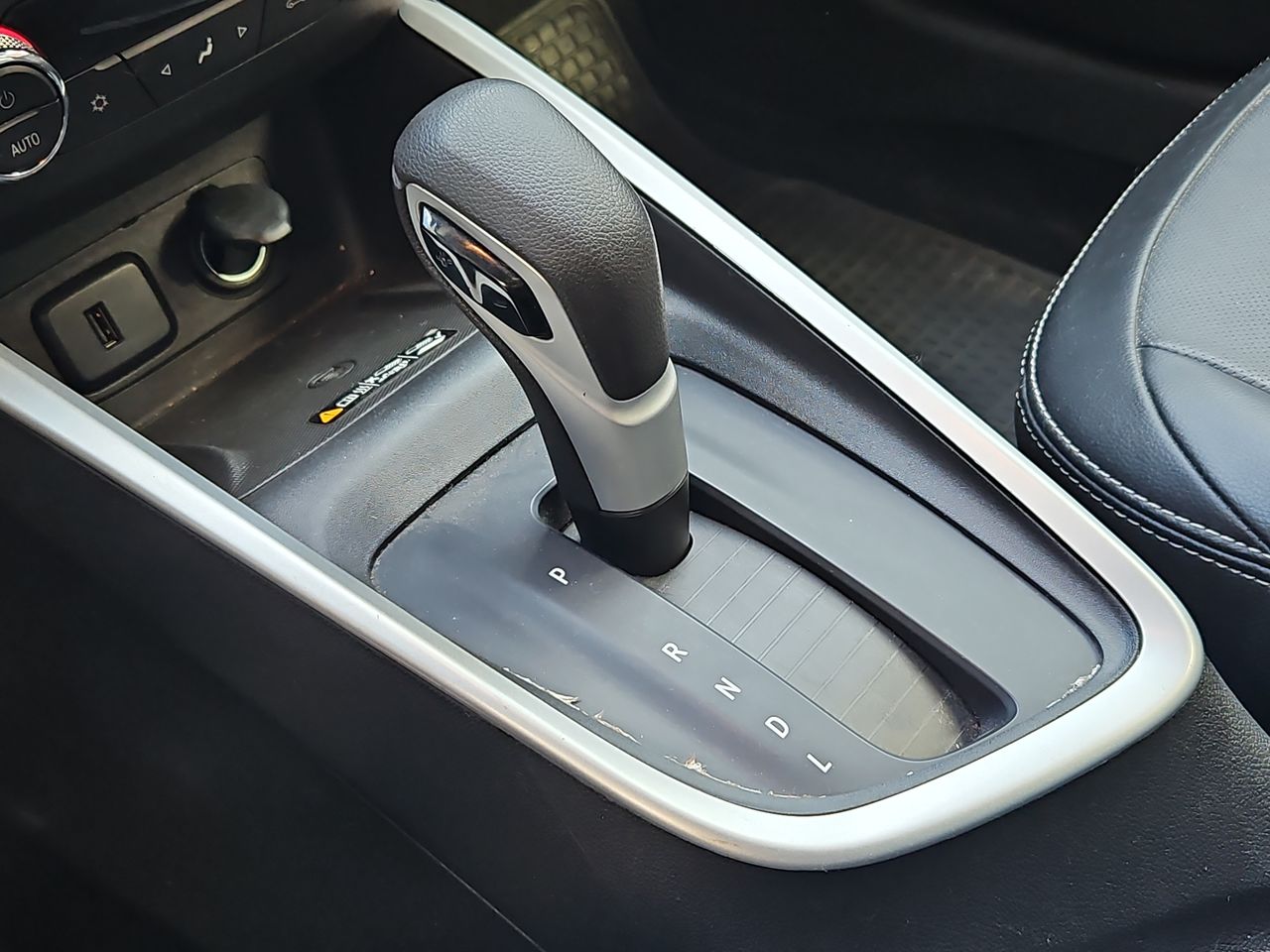 Chevrolet Onix Onix Hb 4x2 1.0 At 2024 Usado en Usados de Primera - Sergio Escobar