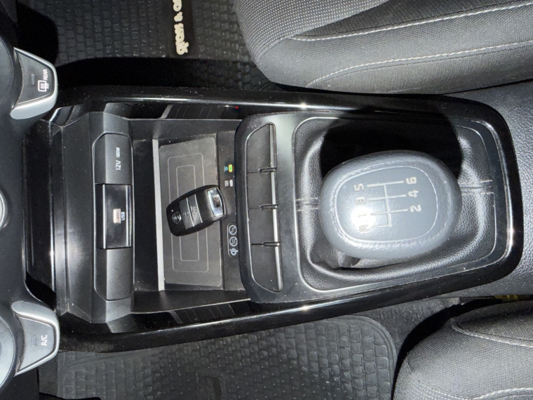 Kia Rio 5 Ex 1.4l 6mt Ci Full 2023  Usado en Grass & Arueste