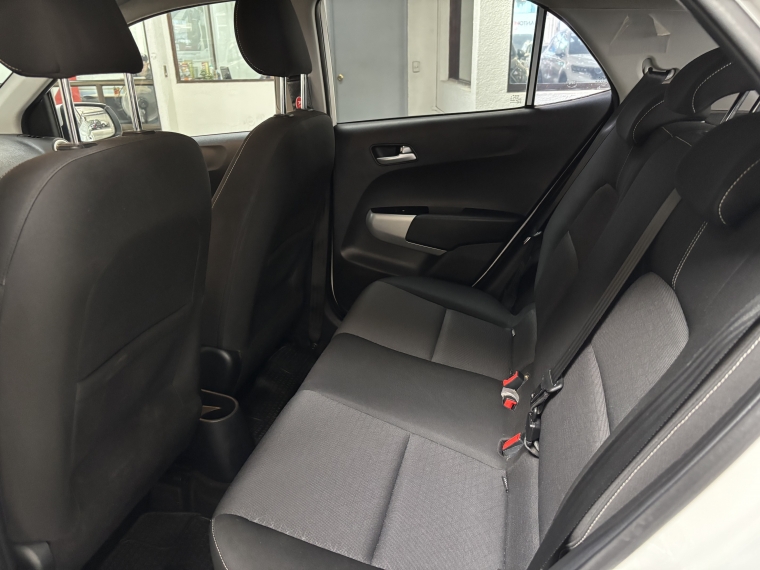 Kia Morning Ex 1.2l Abs 5mt Ac 2022  Usado en Grass & Arueste