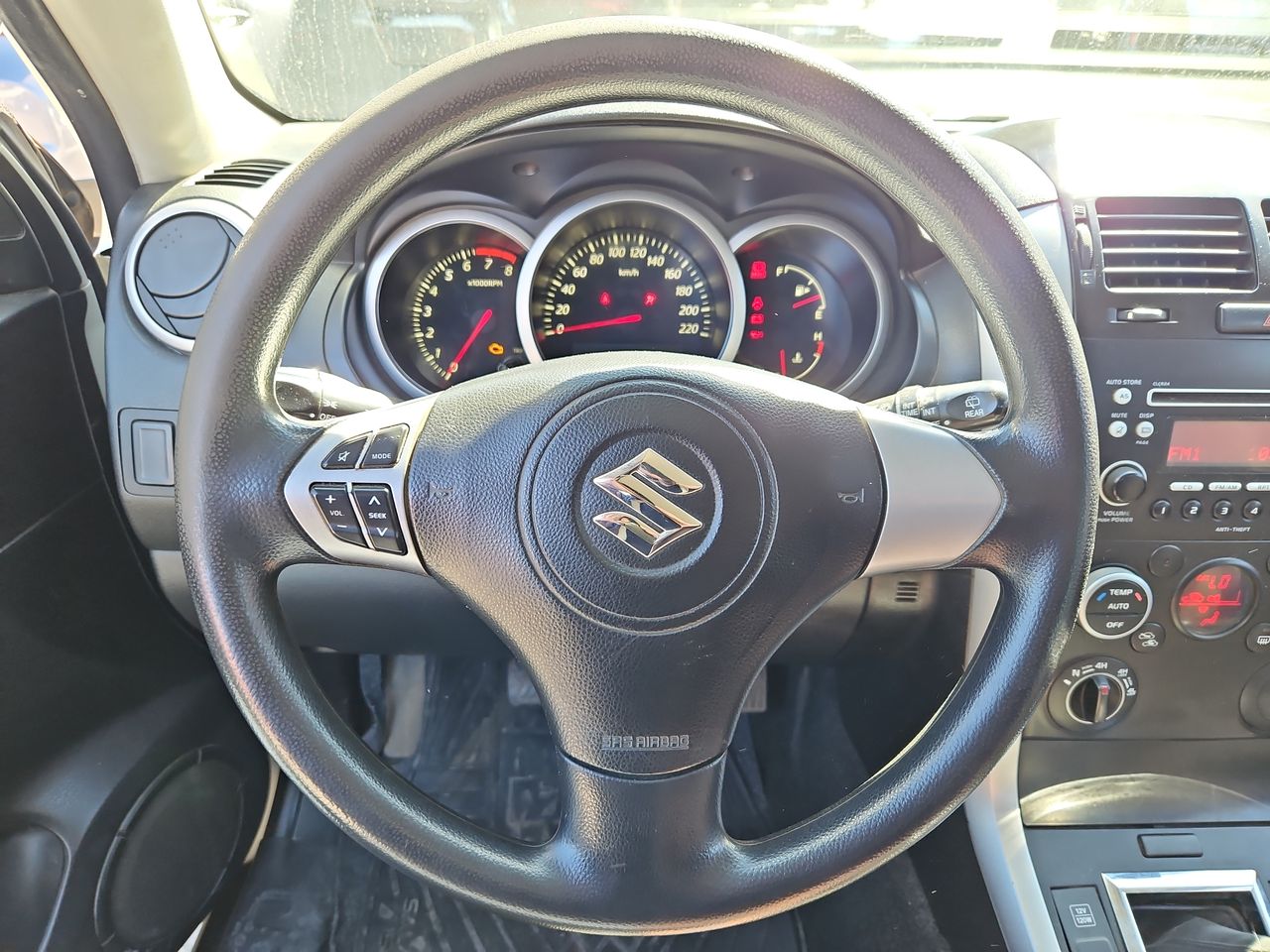 Suzuki Grand vitara Grand Vitara Glx Sport 2.4 2011 Usado Usado en Webautos.cl Suzuki Grand vitara Grand Vitara Glx Sport 2.4 2011 Usado Usado en Webautos.cl