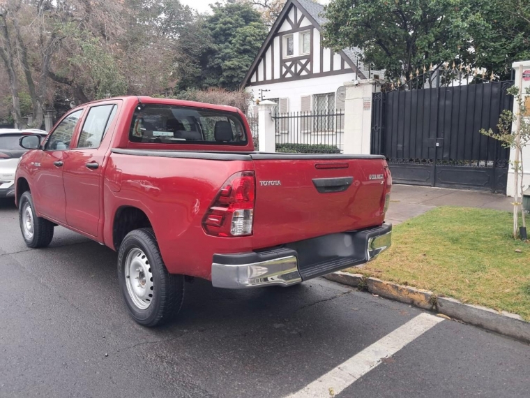 TOYOTA HILUX DX 4X2 2.4 miniatura 7