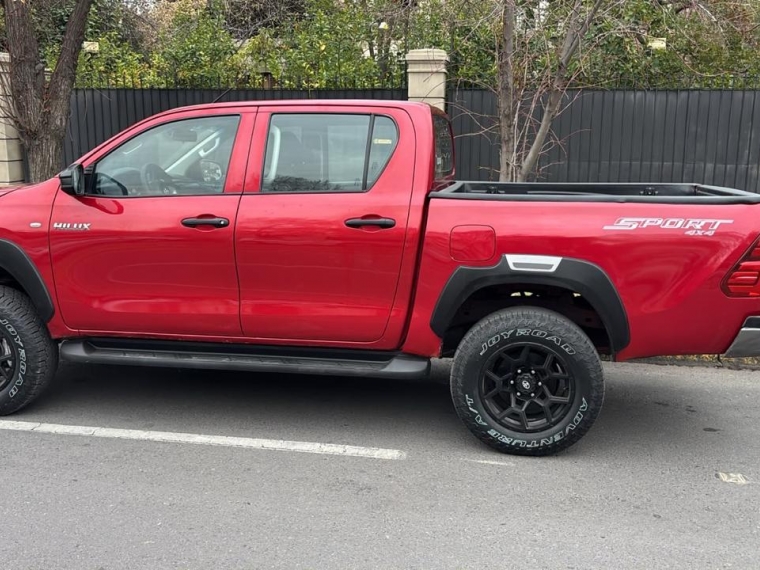 Toyota Hilux — foto 4 de 13