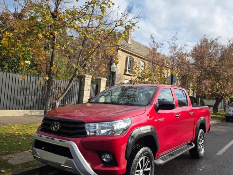 TOYOTA HILUX DX 4X2 2.4 - imagen 2