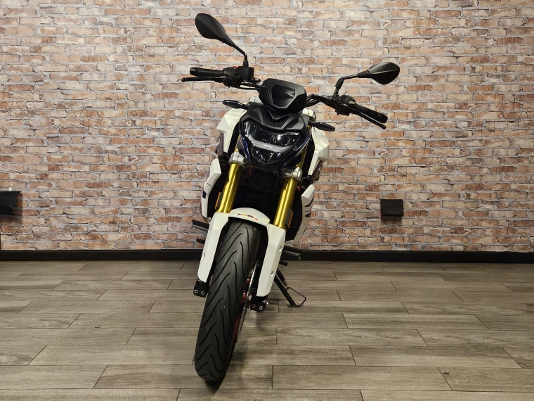 Bmw G 310 r . 2023 Usado en BMW Premium Selection