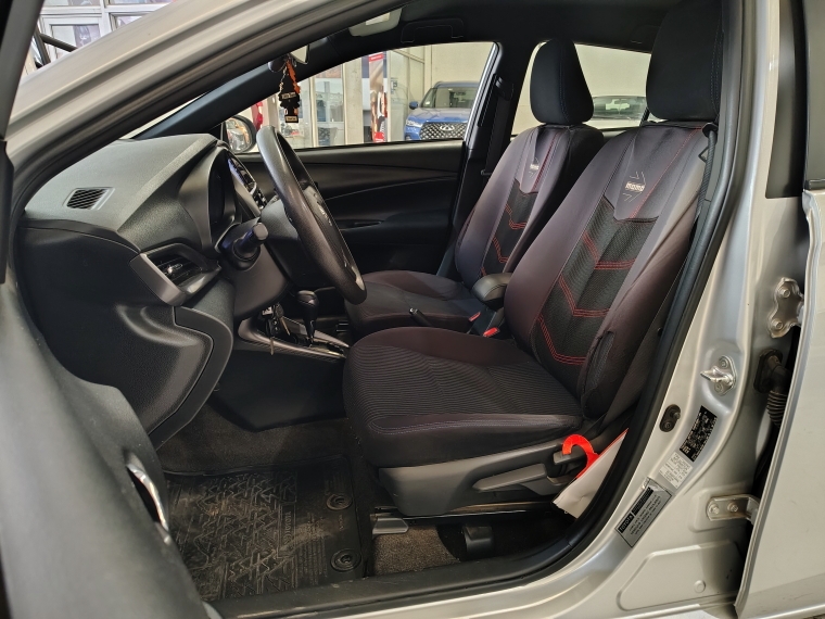 Toyota Yaris Yaris Hb 1.5 Aut 2023 Usado en Rosselot Usados
