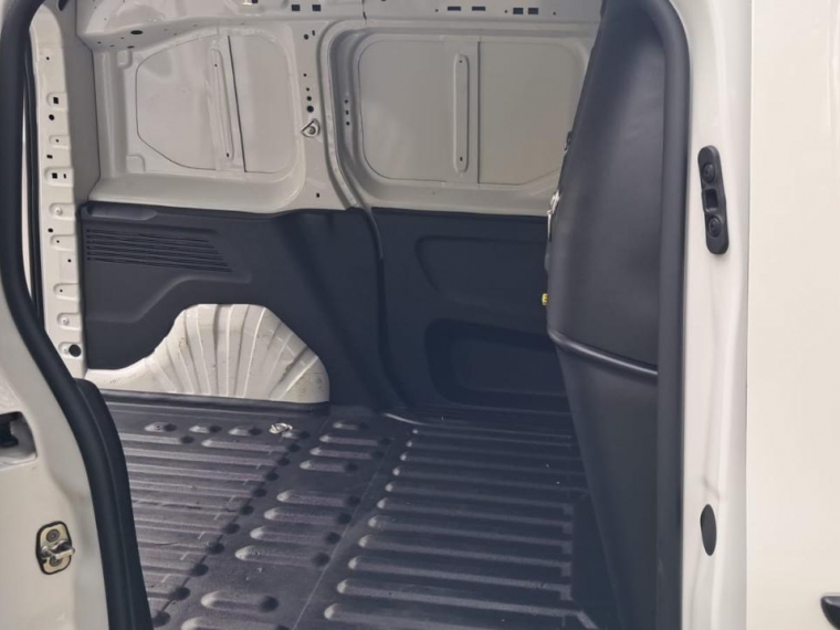 Peugeot Partner Blue Hdi 1.5 2024  Usado en Autos