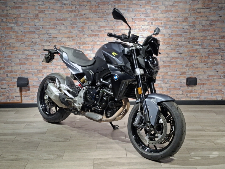 BMW F 900 R . 2023