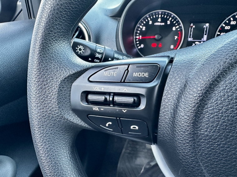 Kia Soluto Mpi 2026 Usado  Usado en Kovacs Usados