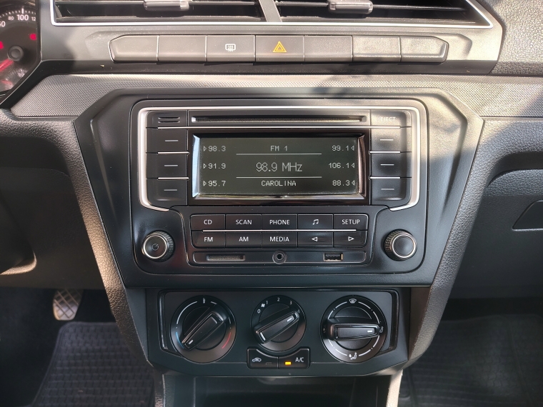 Volkswagen Voyage 1.6 Trendline Mt 2021 Usado  Usado en Webautos.cl