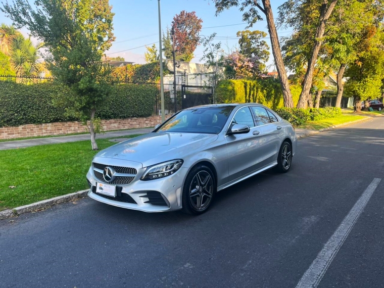 MERCEDES BENZ C 300  2.0 Auto. 2019
