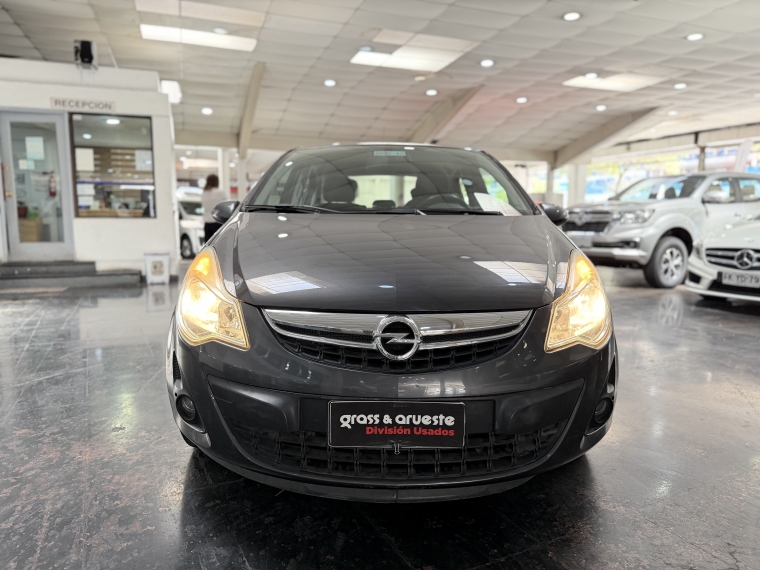 Opel Corsa 1.4l Enjoy 5mt Ac 2013  Usado en Grass & Arueste
