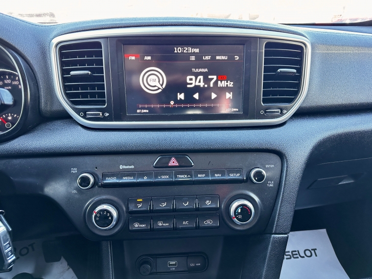 Kia Sportage Sportage Lx 2.0 2021 Usado en Rosselot Usados
