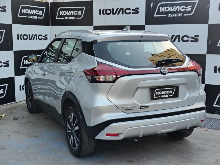 Nissan Kicks 1.6  Play  Sense Mt 2025 Usado  Usado en Kovacs Usados