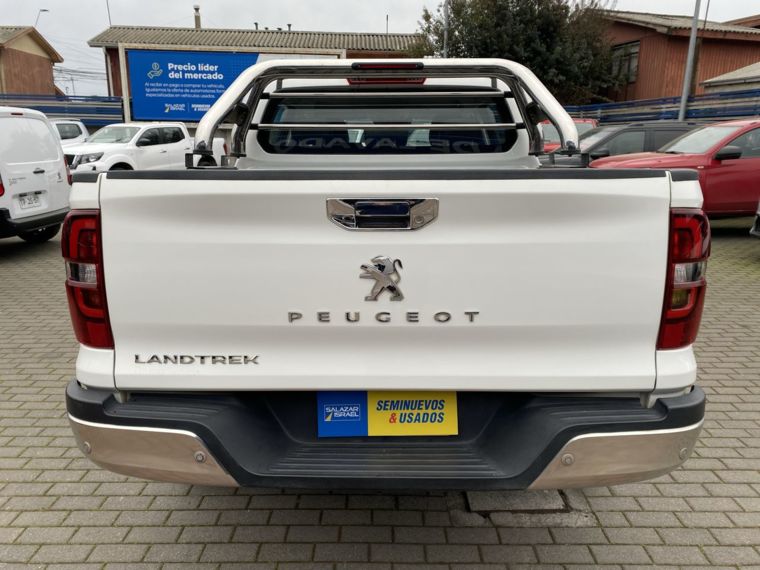 Peugeot Landtrek 1.9 Action4 Hdi Diesel 4x4 150 Hp Mt 4p 2022 Usado Usado en Webautos.cl Peugeot Landtrek 1.9 Action4 Hdi Diesel 4x4 150 Hp Mt 4p 2022 Usado Usado en Webautos.cl