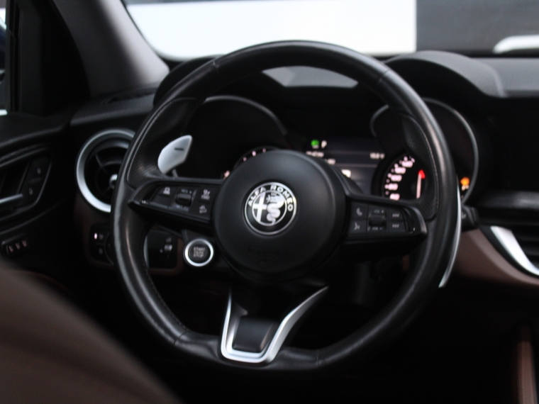 Alfa romeo 146 2.0  Stelvio Super  At  4x4 2022 Usado  Usado en Kovacs Usados