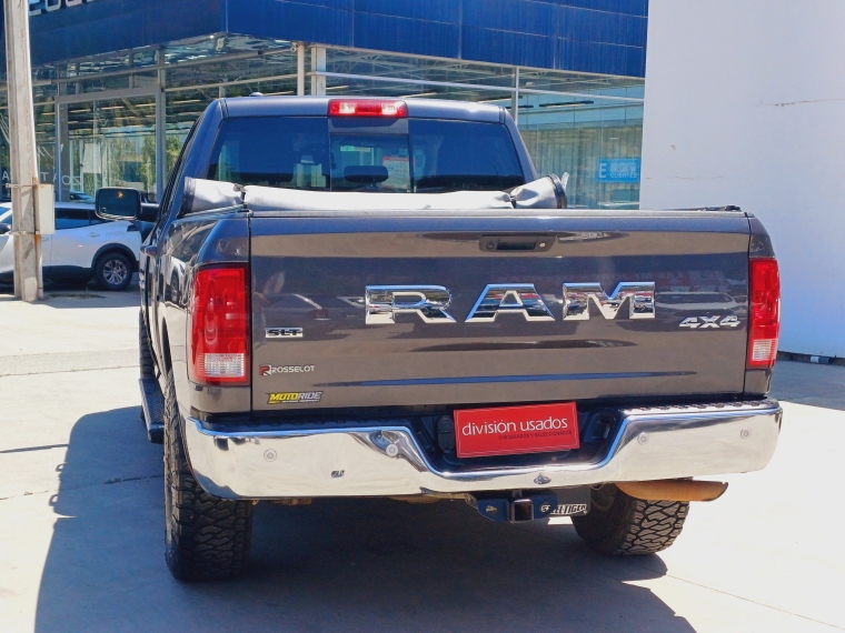 Ram 1500 1500 Quad Cab Slt Dcab 4x4 3.6 Aut 2019 Usado en Rosselot Usados