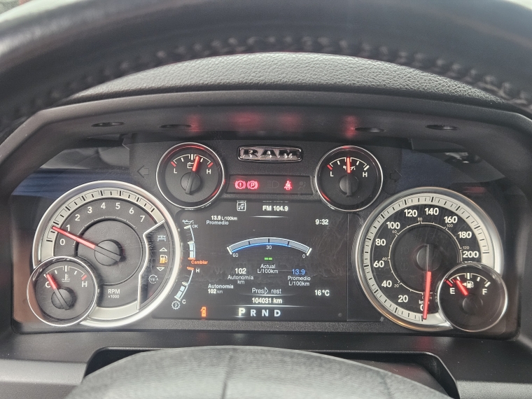 RAM 1500 — foto 10 de 20
