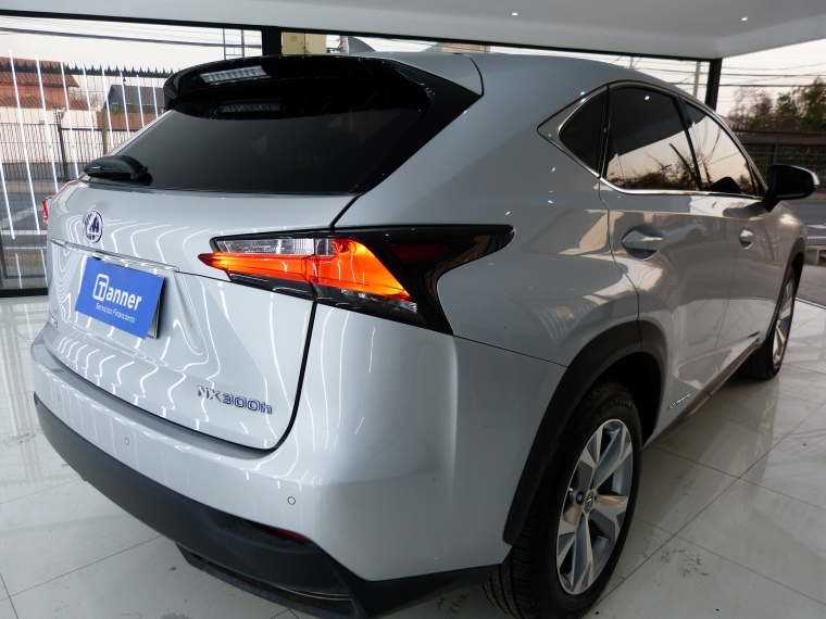 Lexus Nx300 New Nx300 Hybrid Hv 4x4 2017 Usado en Automotriz Olea Flaño