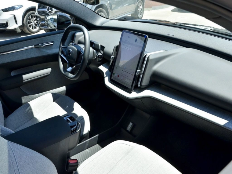 Volvo Ex30 0.0 E40 Core At Electrico 2025 Usado  Usado en Webautos.cl