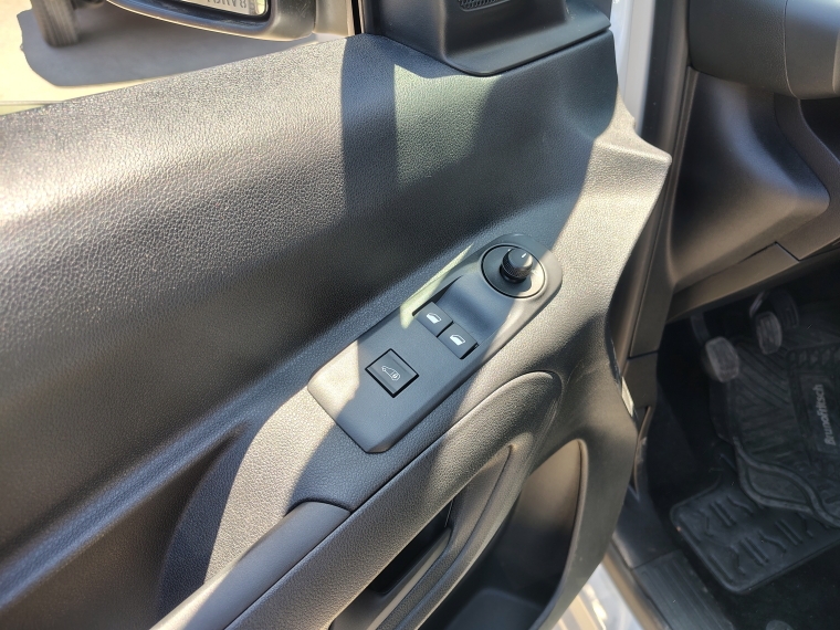 Peugeot Partner Partner L1 Pt Hdi 92 2024 Usado en Rosselot Usados