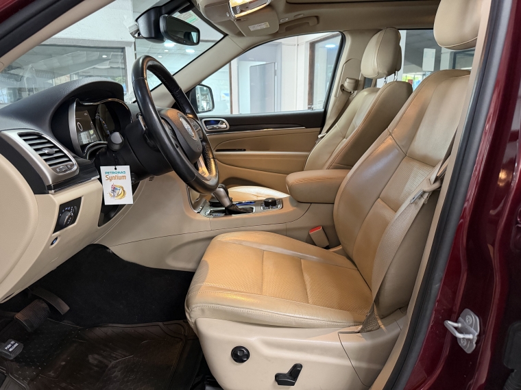 Jeep Grand cherokee Limited 4x4 3.6 Aut 2022  Usado en Grass & Arueste