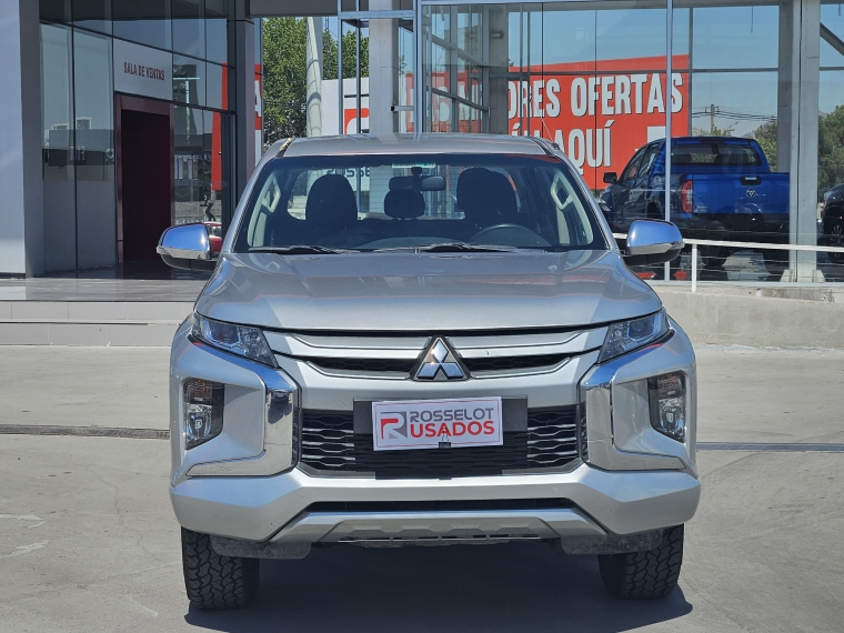 Mitsubishi L200 L200 D/c 2.4 Katana Crt 4x4 Special Pack 2023 Usado en Rosselot Usados