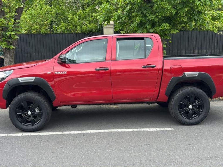 TOYOTA HILUX  Dcab DX 4x2 2.4cc - imagen 8
