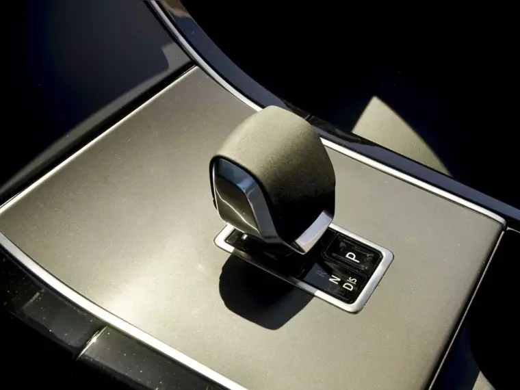 Land rover Range rover 3.0 Se Mhev Diesel 4x4 At 5p 2025 Usado Usado en Webautos.cl Land rover Range rover 3.0 Se Mhev Diesel 4x4 At 5p 2025 Usado Usado en Webautos.cl