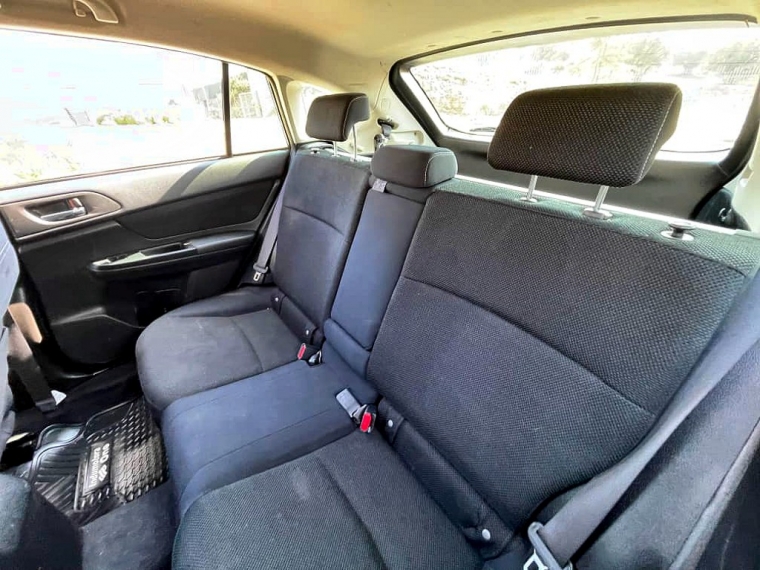 Subaru Xv Awd 2.0i Mt 2013  Usado en Automarket Chile