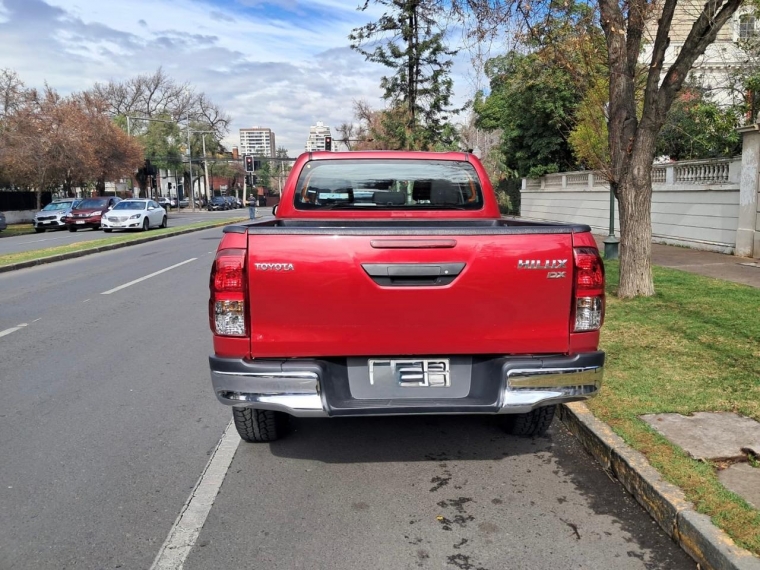 TOYOTA HILUX DX 4X2 2.4 - imagen 2