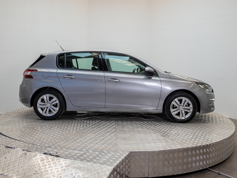 Peugeot 308 1.2 Active Pack Puretech Hb Mt 5p 2017 Usado  Usado en Pompeyo