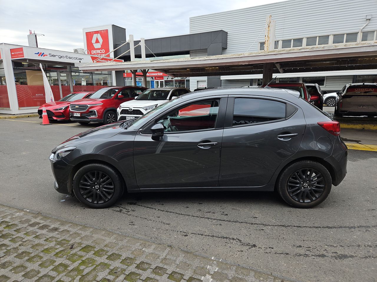 Mazda 2 2 Sport Hb 1.5  Aut. 2023 Usado  Usado en Webautos.cl