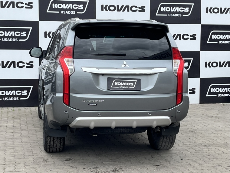 Mitsubishi Montero sport 3.0 At  4x2 2020 Usado  Usado en Kovacs Usados