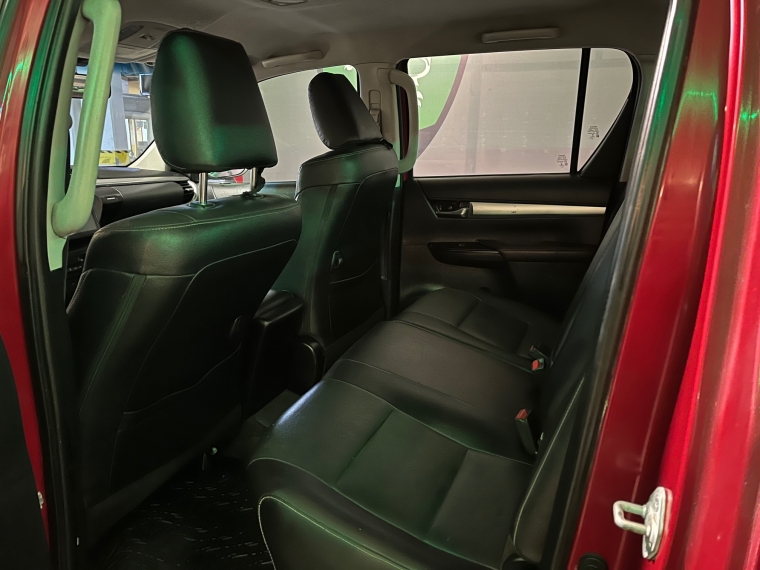 Toyota Hilux Srv 4x4 2.8 Aut 2021 Usado  Usado en Webautos.cl