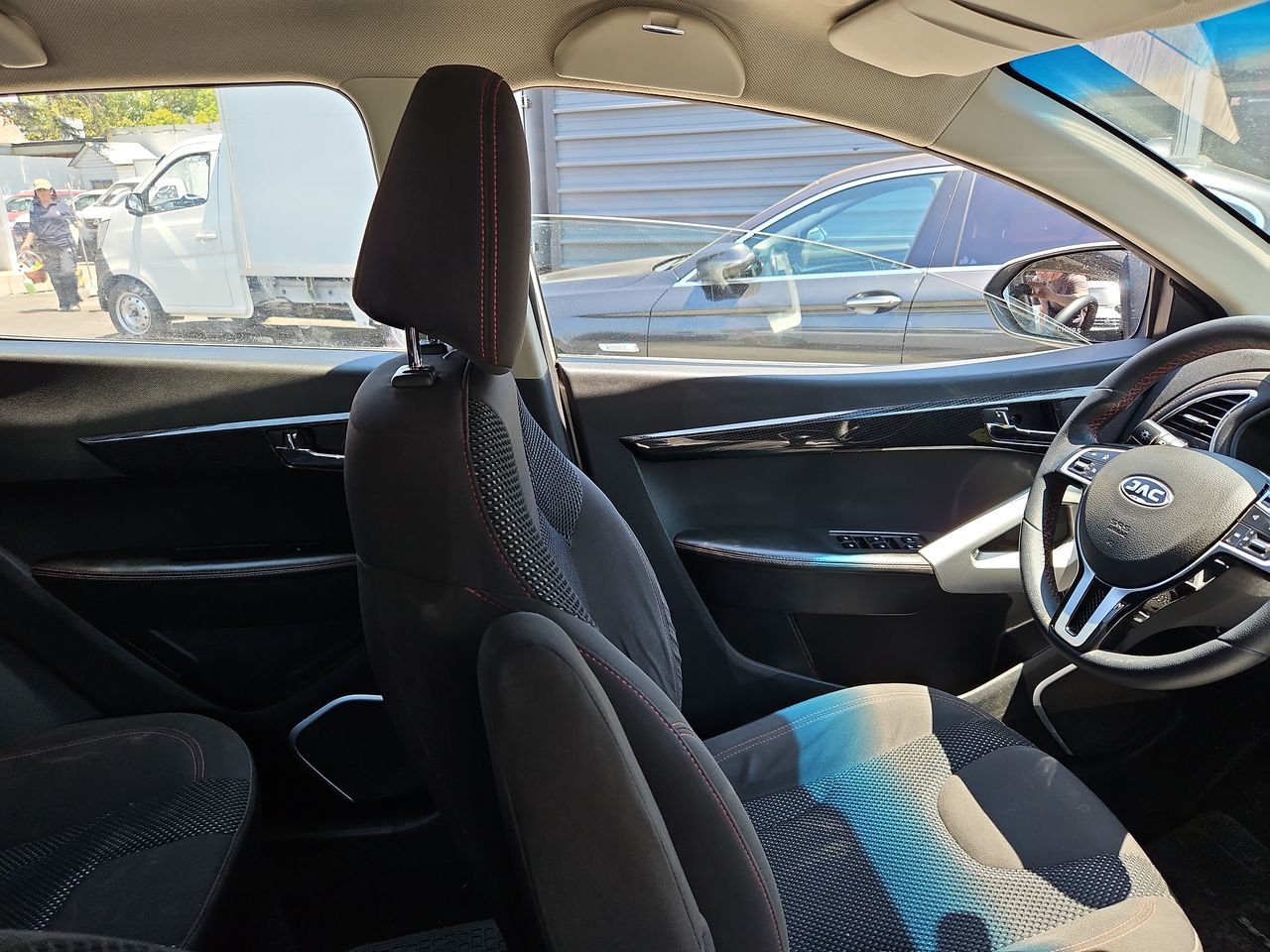 Jac Js2 Js2 Hatchback 1.5 2024 Usado en Usados de Primera - Sergio Escobar