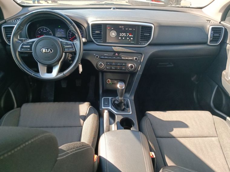 Kia Sportage 2.0 Lx 2wd 6mt 5p 2022 Usado  Usado en Webautos.cl
