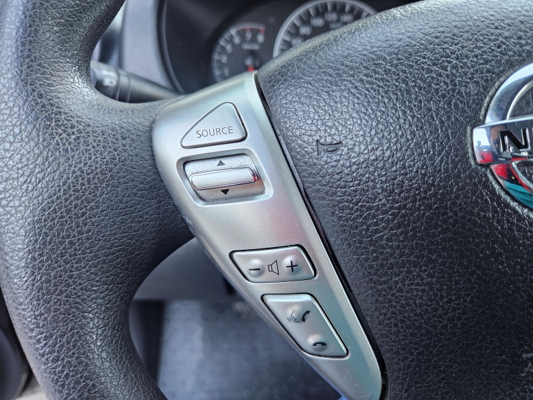 Nissan Versa 1.6 Sense Mt 2015 Usado  Usado en Kovacs Usados