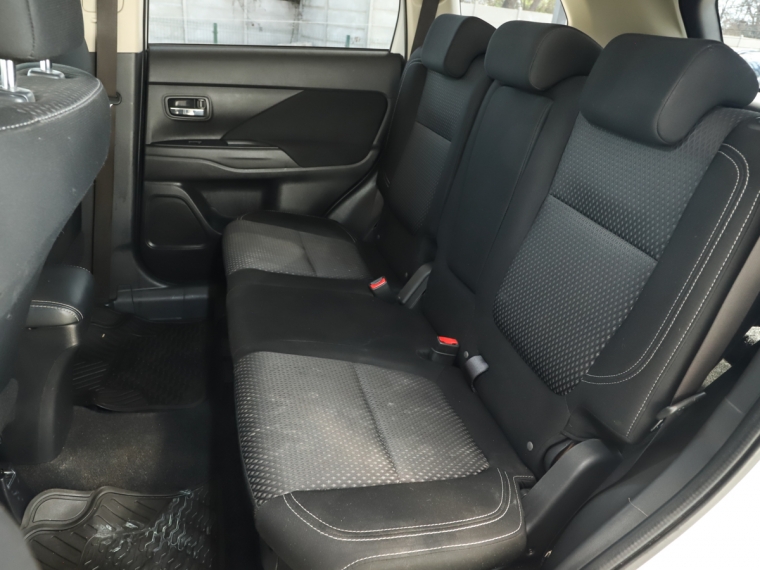 Mitsubishi Outlander 2.0 4x2  Mec 2019  Usado en Guillermo Morales Usados