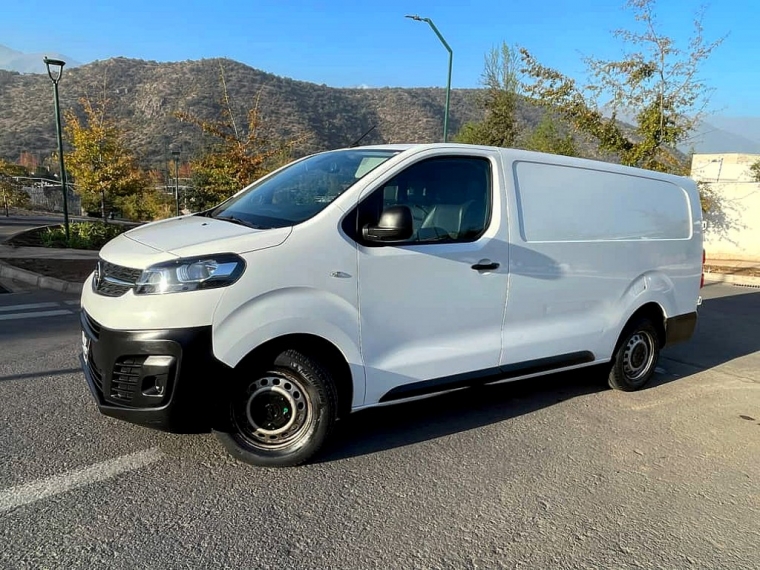 Opel Vivaro Td 150 2.0 Mt 2021  Usado en Automarket Chile