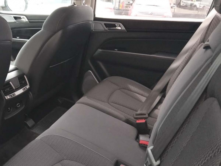 Ssangyong Rexton New  Lx 2.0 T 6at 4wd 6ab 2023 Usado  Usado en Webautos.cl