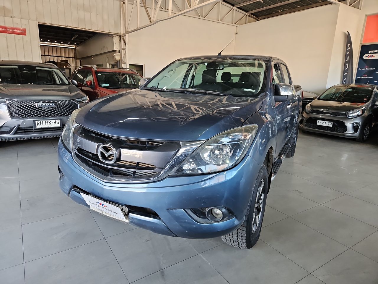 Mazda Bt-50 New Bt 50 Dcab Sdx 4x4 3.2 Aut 2018 Usado en Usados de Primera - Sergio Escobar