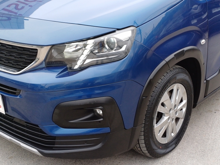 Peugeot Rifter Rifter Bluehdi 130 1.5 At 2021 Usado en Rosselot Usados
